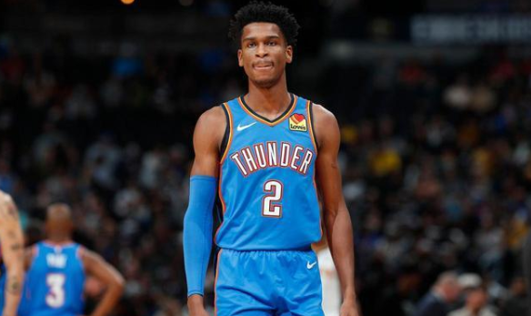 他用实际行 他用实际行